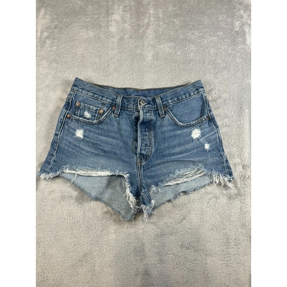 Levi's 501 Original Fit High Rise Women's Shorts - Light Wash Size 28